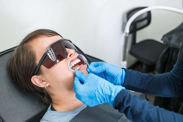 Best Emergency Tooth Extraction in Hlside, IL